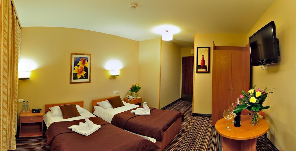 Hotel Partner Mińsk Mazowiecki Chambre photo